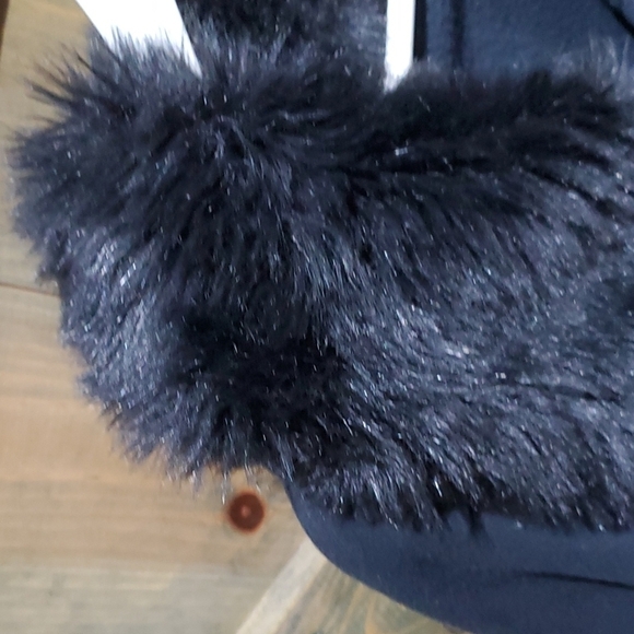 BCBGMAXAZRIA ZIP UP SWEATER WITH FAUX FUR REMOVABLE COLLAR BLING BLACK - Picture 2 of 14